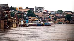 Varanasi Floods 2025: Rising Ganga Submerges Ghats and Disrupts Life News Centre 24